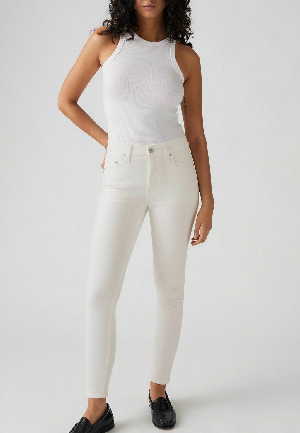 

Джинсы скинни HIGH RISE SKINNY Levi's, бежевый