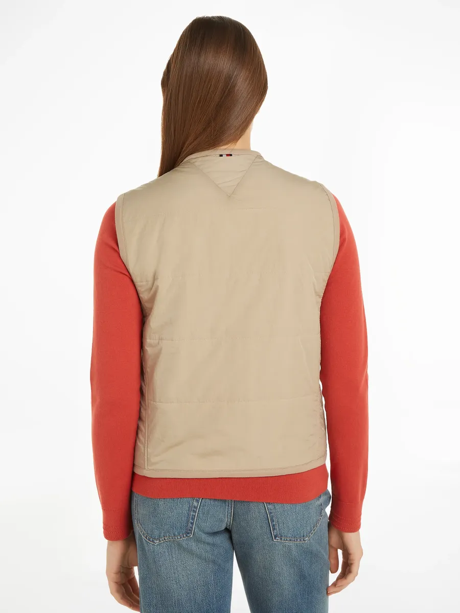 Стеганый жилет Tommy Hilfiger "JERSEY LINED VEST" с флагом-логотипом Tommy Jeans, бежевый — фото 3