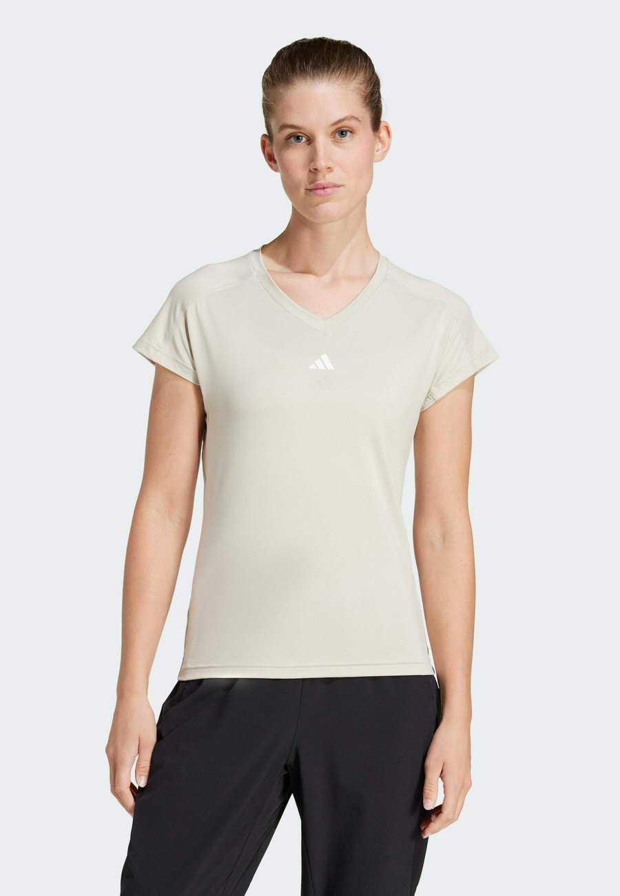 

Футболка Adidas Performance Sports T-shirt, Alumina White/Beige, Белый, Футболка Adidas Performance Sports T-shirt, Alumina White/Beige