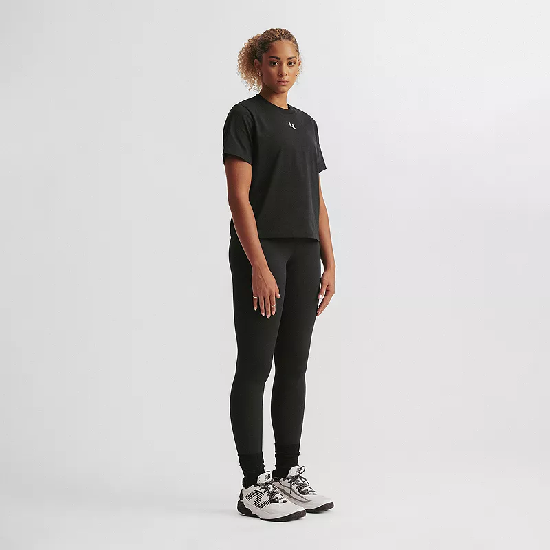 

Женская укороченная футболка New Balance Klutch X NB, черный