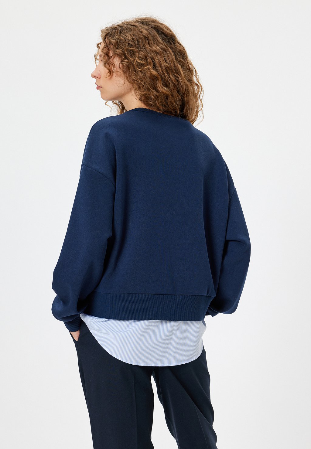 

Толстовка EMBROIDERED Koton, темно-синий