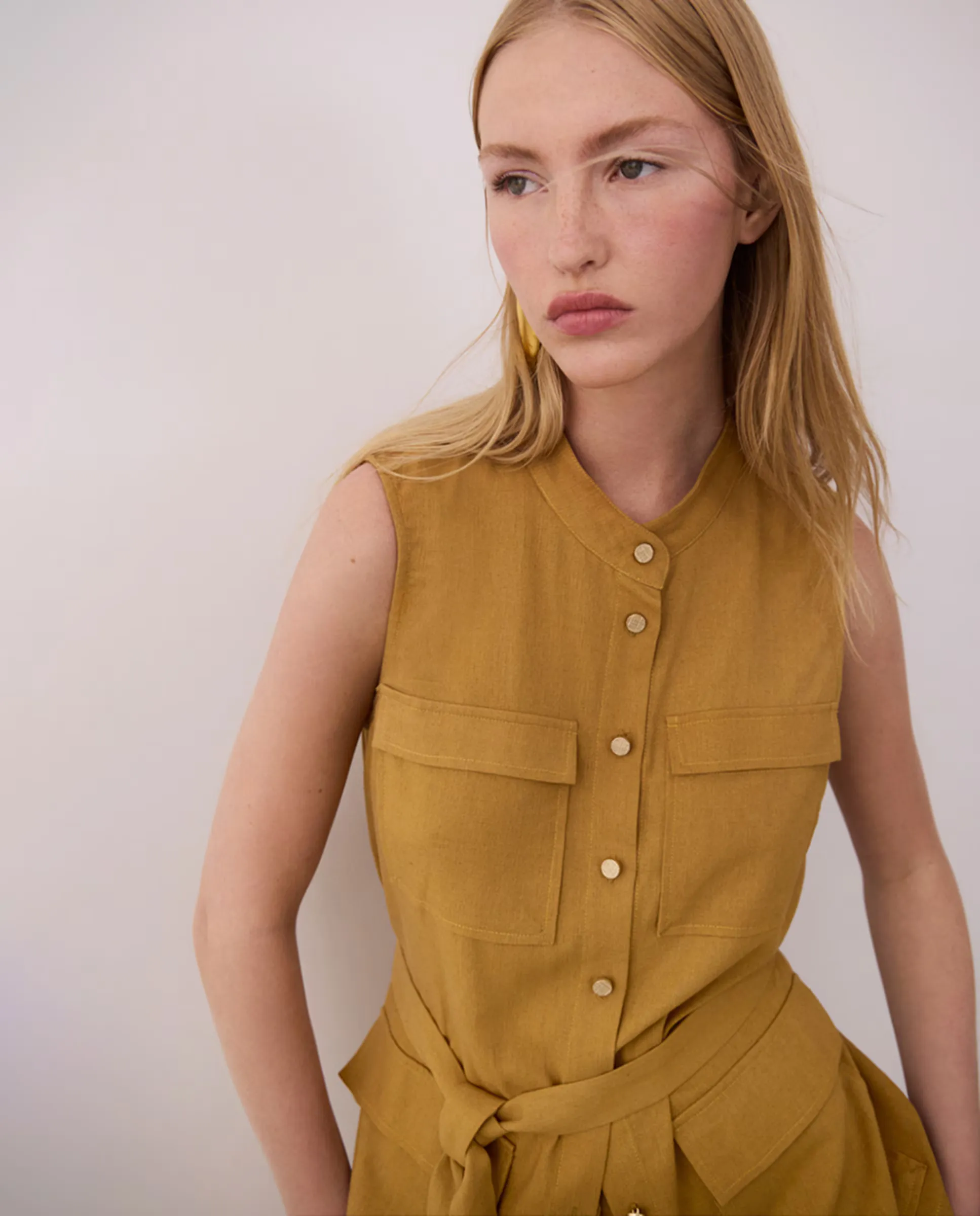 

Рубашка без рукавов с пуговицами Vila, светло-коричневый