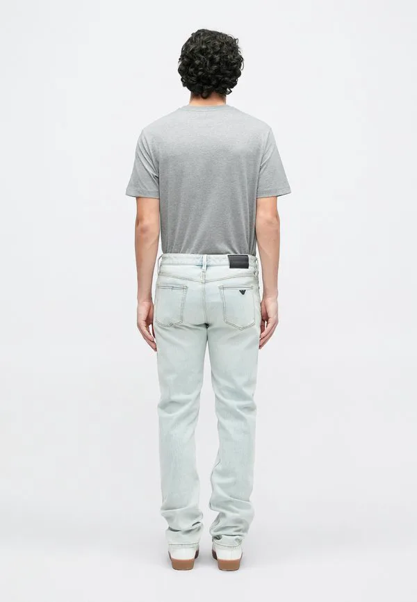 Брюки с карманами прямые джинсы Emporio Armani, Light Blue Denim — фото 4