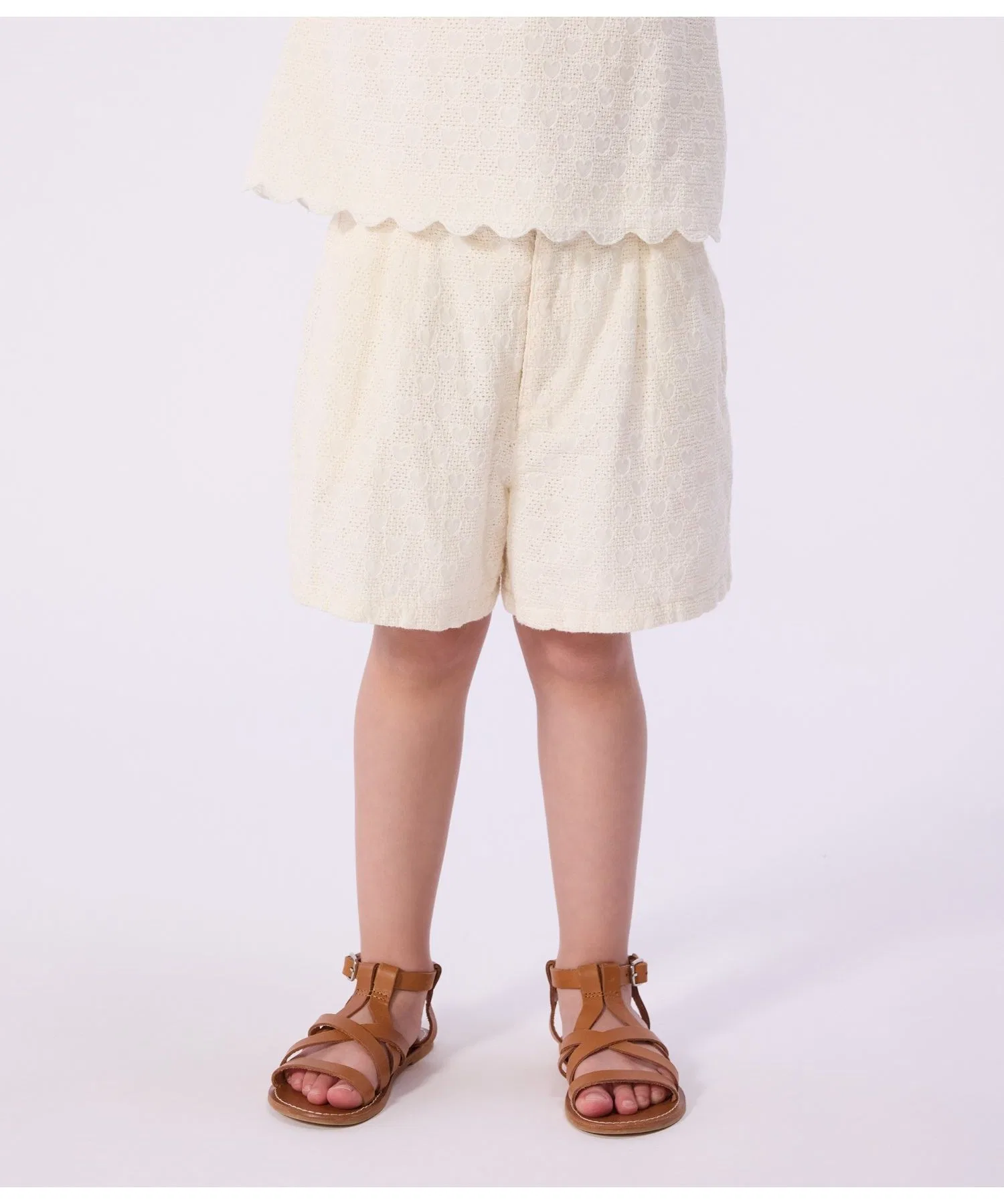 Детские шорты Petit Bateau с вышивкой в виде сердца