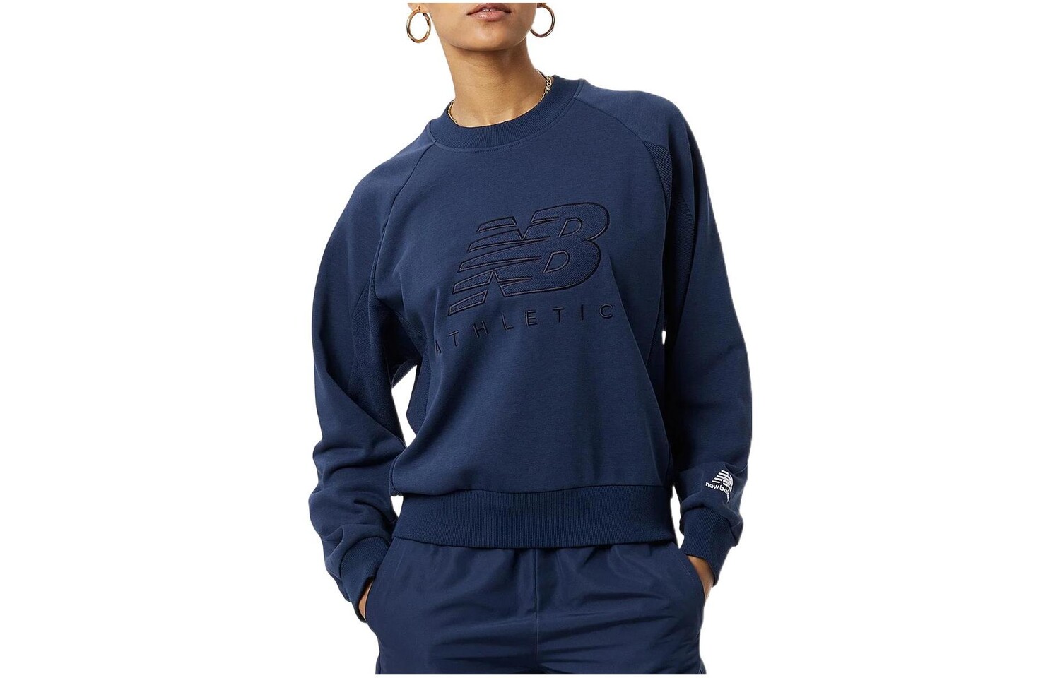 

Свитшот женский синий New Balance