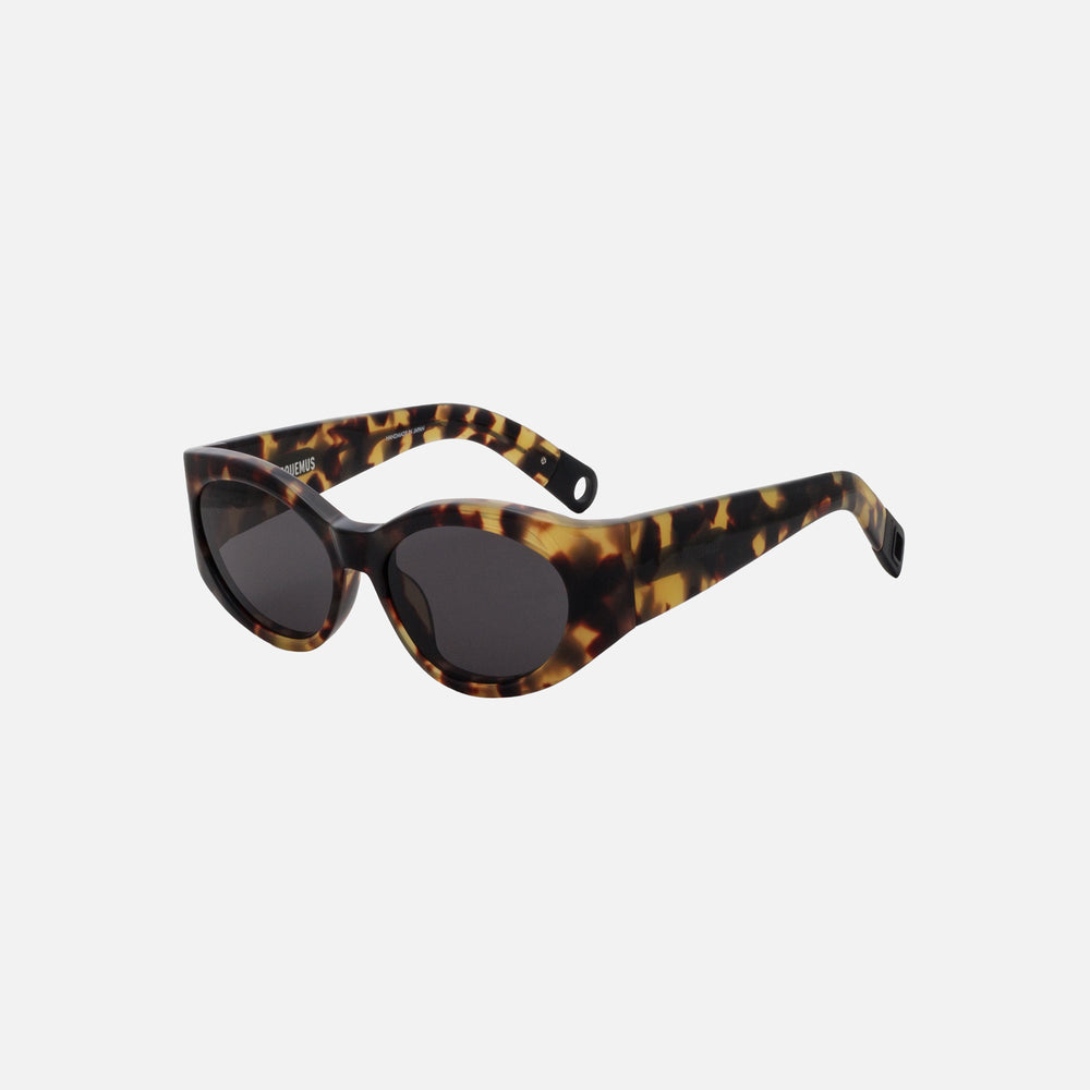 

Солнцезащитные очки Jacquemus Ovalo Sunglasses, цвет T-Shell Grey