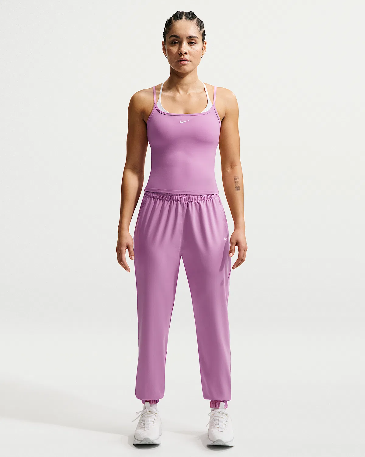 Женский топ-майка Nike One Fitted Dri-FIT, Light Magenta/White — фото 4