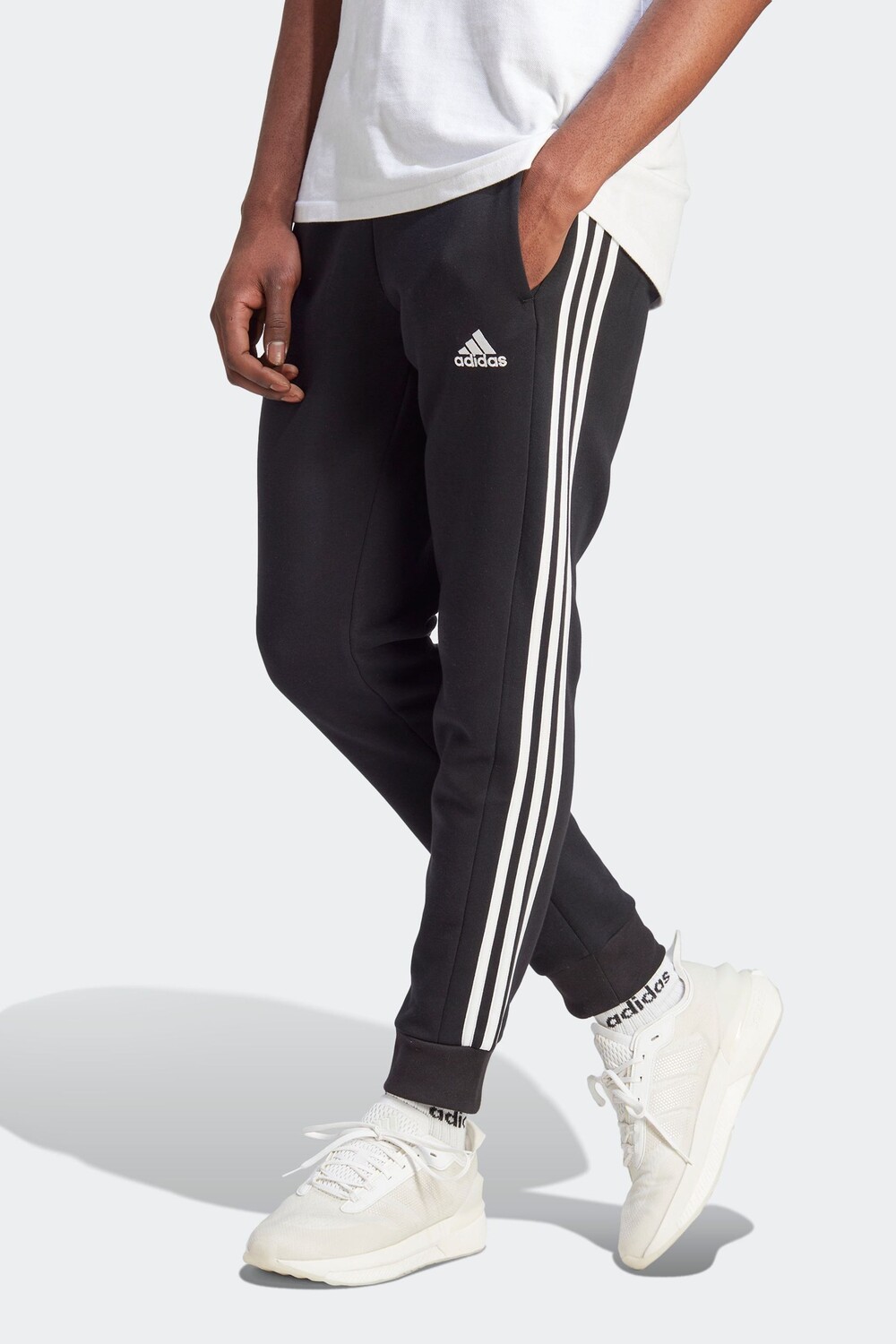 

Флисовые джоггеры Sportswear Essentials с тремя полосками и зауженными манжетами adidas, черный