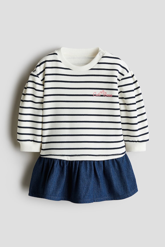 

Платье-Толстовка с джинсовой юбкой H&M, мультиколор