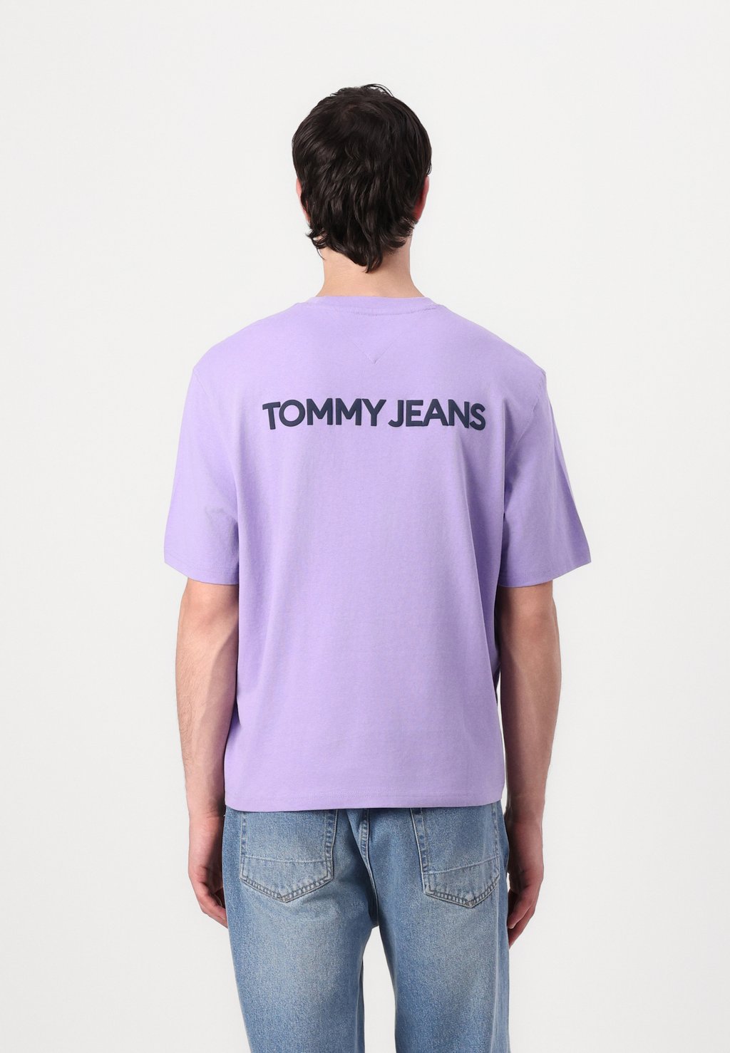 

Футболка с принтом Tommy Jeans, сиреневый