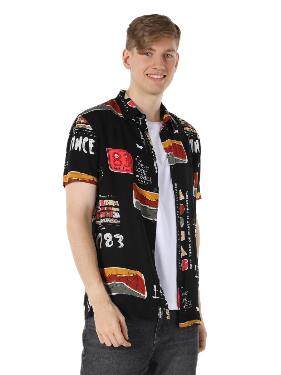 

Рубашка на пуговицах классического кроя Colin's, черный