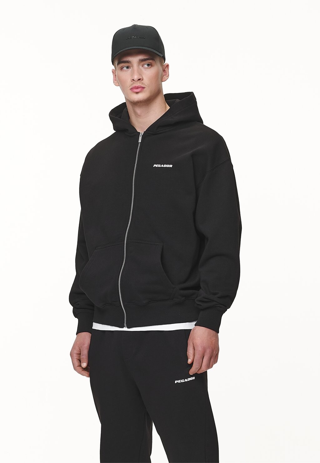 

Толстовка LOGO OVERSIZED JACKET Pegador, цвет washed black/white gum