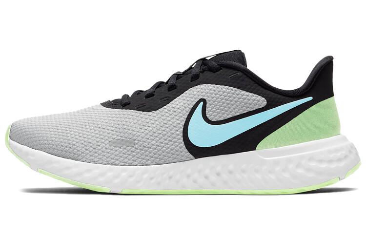 

Nike REVOLUTION 5 Кроссовки для женщин