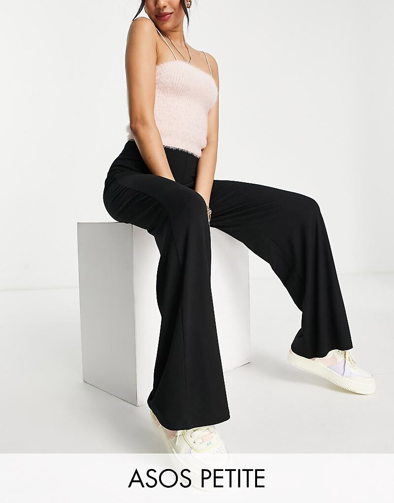 

ASOS DESIGN Petite – Базовые широкие брюки из джерси черного цвета