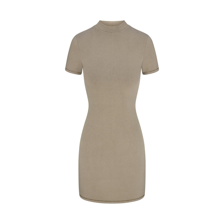 

Мини-платье с вырезом-горлом SKIMS Outdoor, цвет Taupe