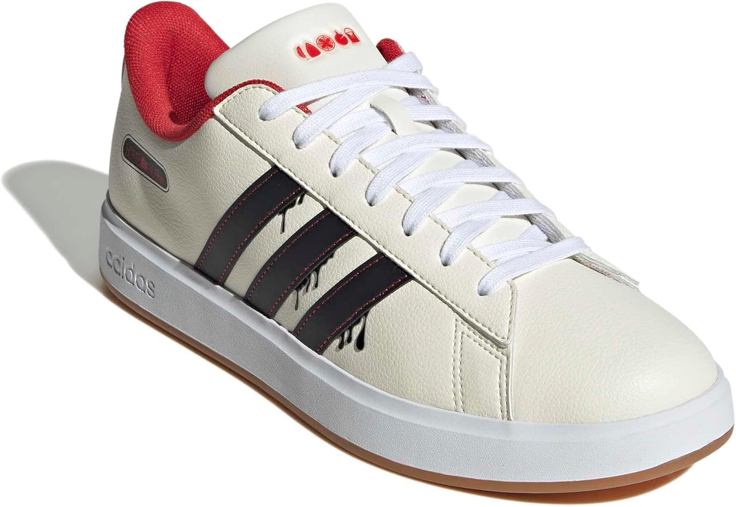 Мужские кроссовки Adidas Disney Grand Court, белый/черный/красный/кремовый — фото 4