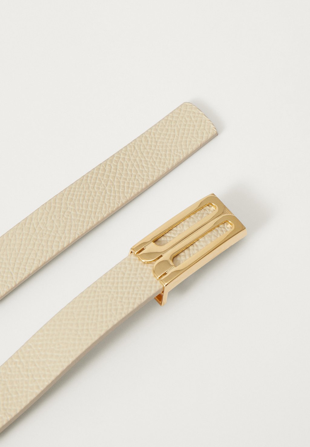 

Ремень MICRO FRAME BELT Victoria Beckham, молочный