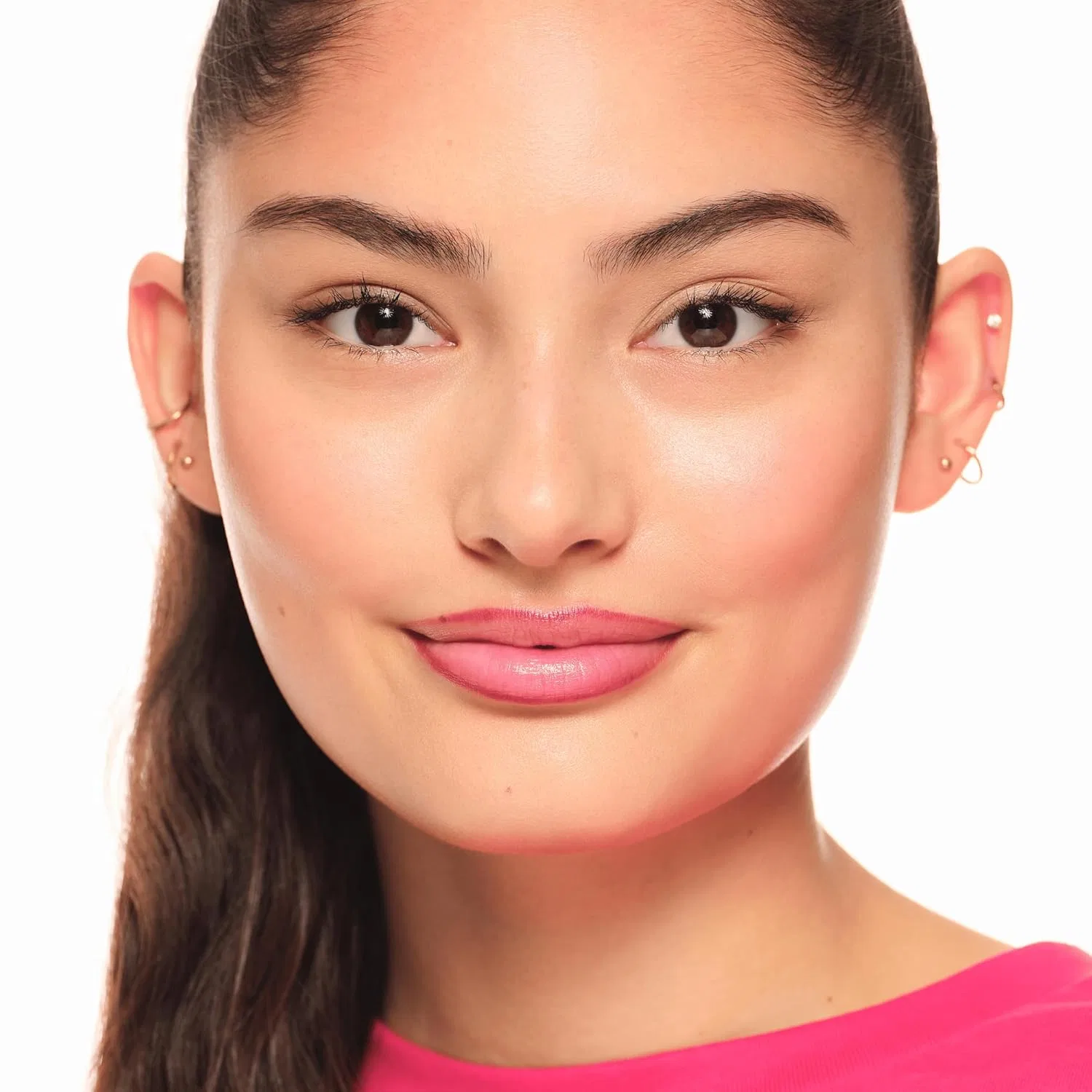 Жидкий карандаш для губ «line n' STAIN! Tattoo Lip Liner» 01 Everyone's Nude Pink от essence Essence — фото 4