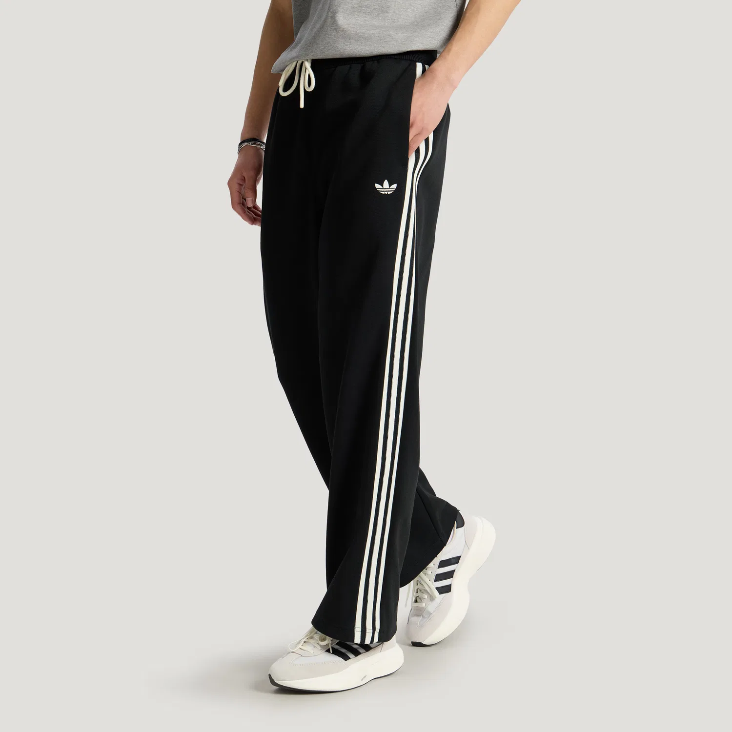 Брюки Track PANT M Casual для мужчин Adidas Originals, Black — фото 4