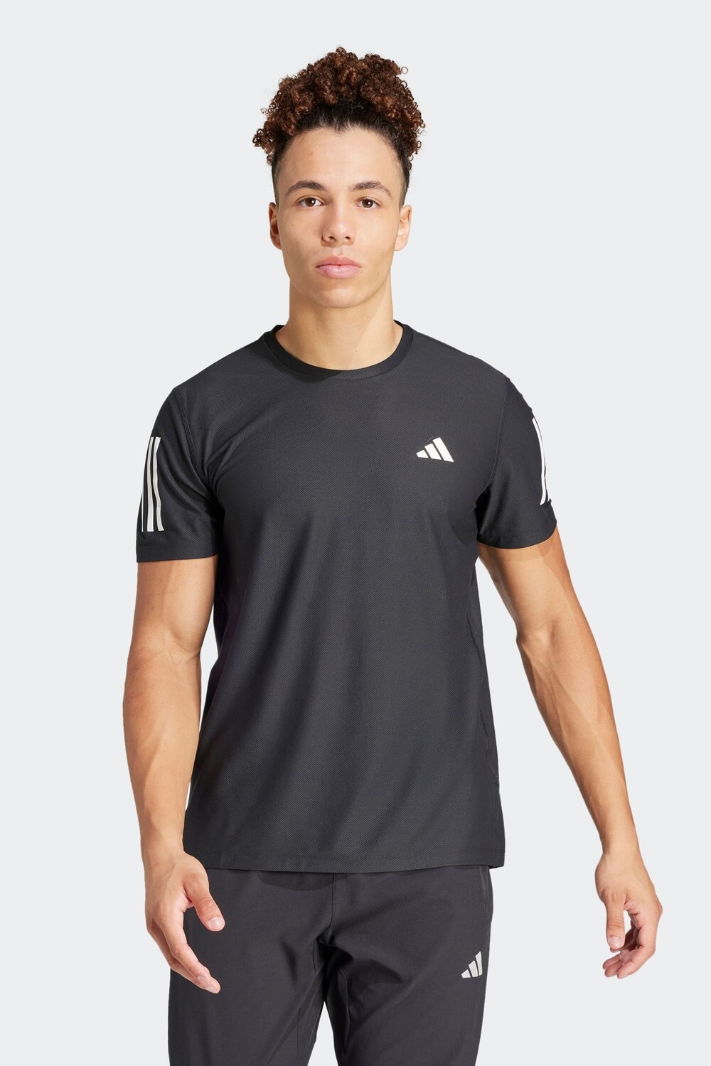 

Собственная футболка для бега Adidas, черный