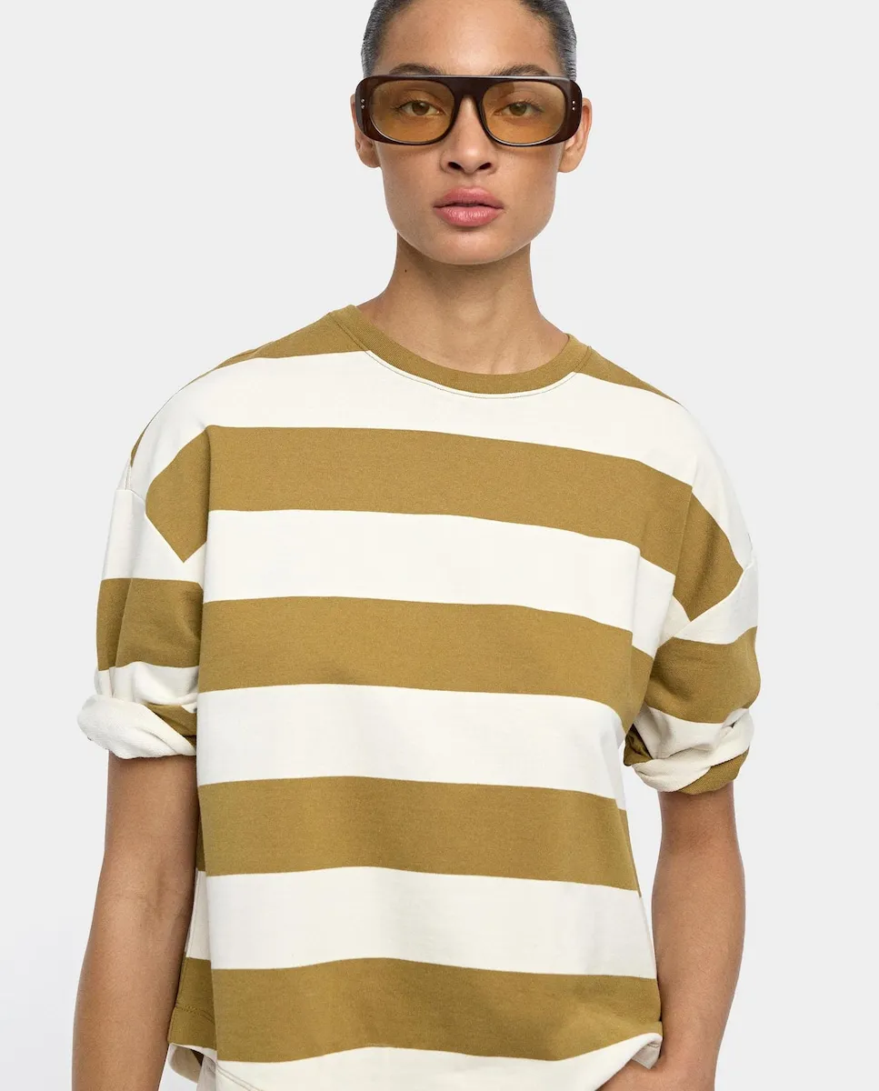 

Женская футболка 100% хлопок с рукавом три четверти, круглым вырезом и полосатым принтом Parfois, песочный