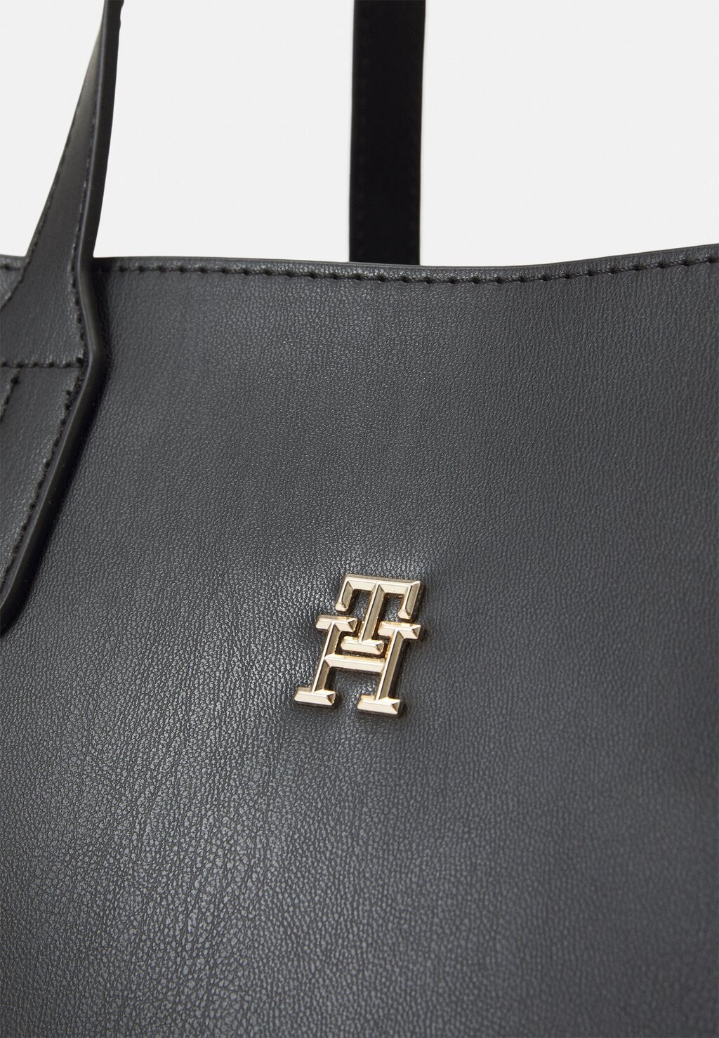 

Большая сумка DISTINCT SATCHEL Tommy Hilfiger, черный
