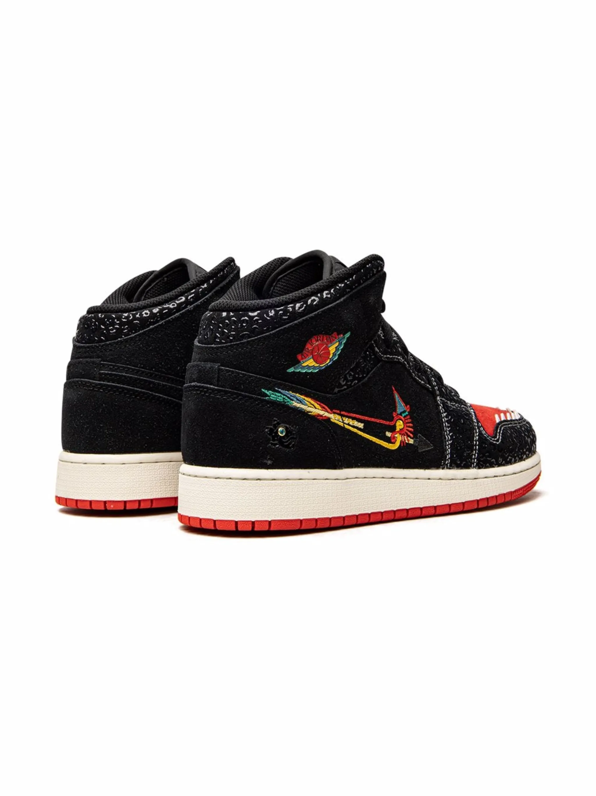 Кроссовки Air Jordan 1 Mid SE SIEMPRE Familia Jordan Kids, черный — фото 3