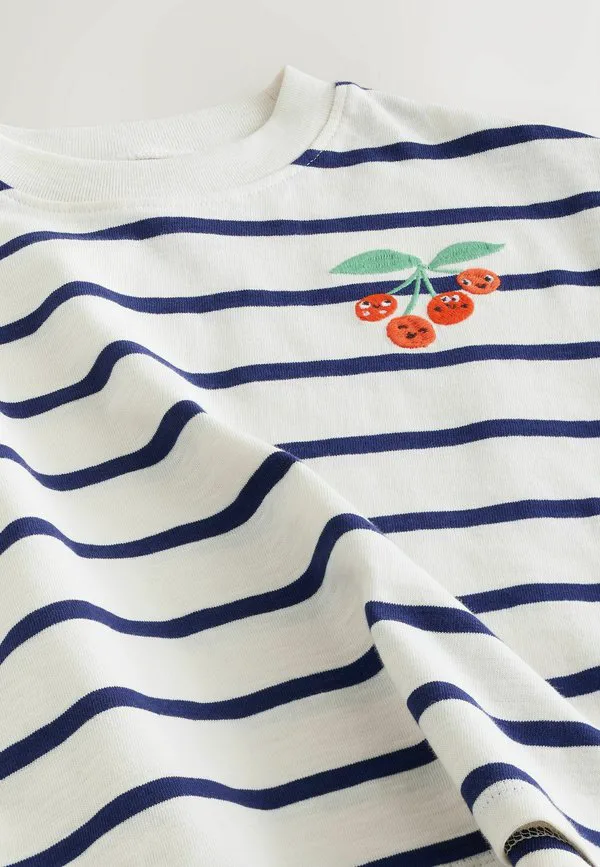 Футболка стандартного кроя с коротким рукавом и вышитым принтом Next, Ecru Navy Stripe Cherry — фото 3