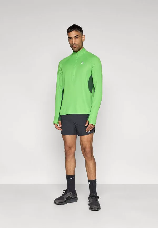 Вторичный слой одежды для походов, футболка с длинными рукавами Nike Acg, Mean Green/Fir/Black — фото 2