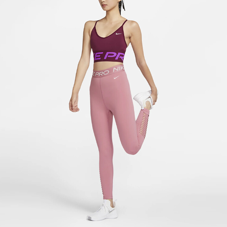 Жилет женский темно-свекольного цвета Nike — фото 3