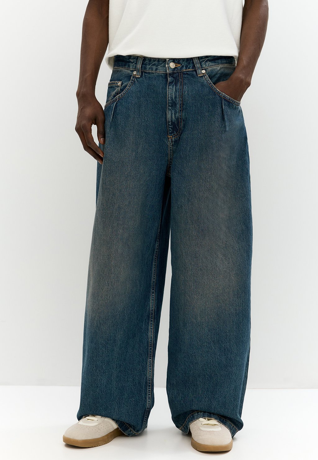 

Джинсы свободного кроя SUPERBAGGY PULL&BEAR, цвет Stone Blue Denim