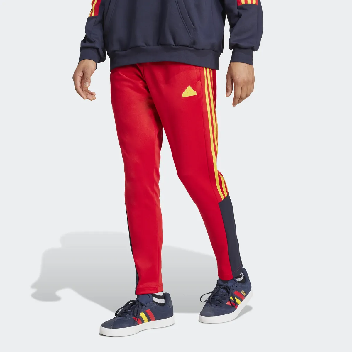 

Спортивные брюки Adidas Sportswear "M TIRO NTPK PT" (1 шт.), цвет Better Scarlet / Legend Ink / Bold Gold