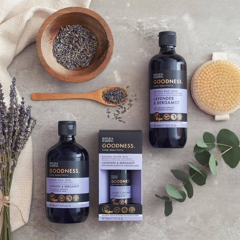 Пена для ванны Good Sleep Beautiful для лучшего сна Baylis & Harding, lavender & bergamot 500 мл — фото 3