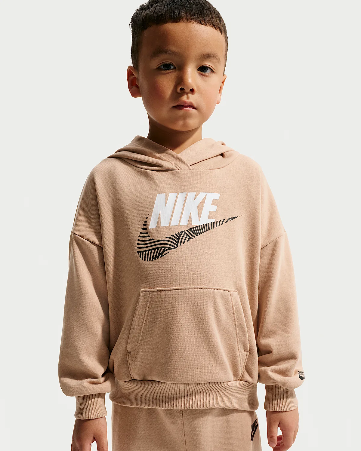 Детский комплект из 2 предметов: оверсайз-свитшот Nike Sportswear In The Zone из французского футера, Brown — фото 2