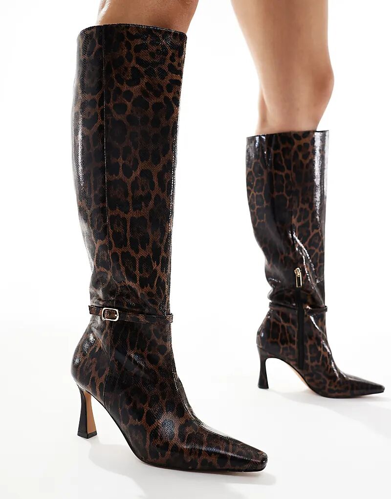 Сапоги Schuh Demi с острым носком и каблуком, с леопардовым принтом — фото 3