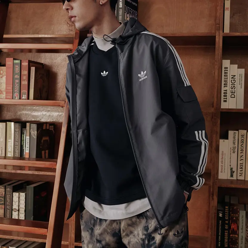 Adidas Originals Трекерская куртка унисекс тёмно-серый, Dark Gray — фото 3