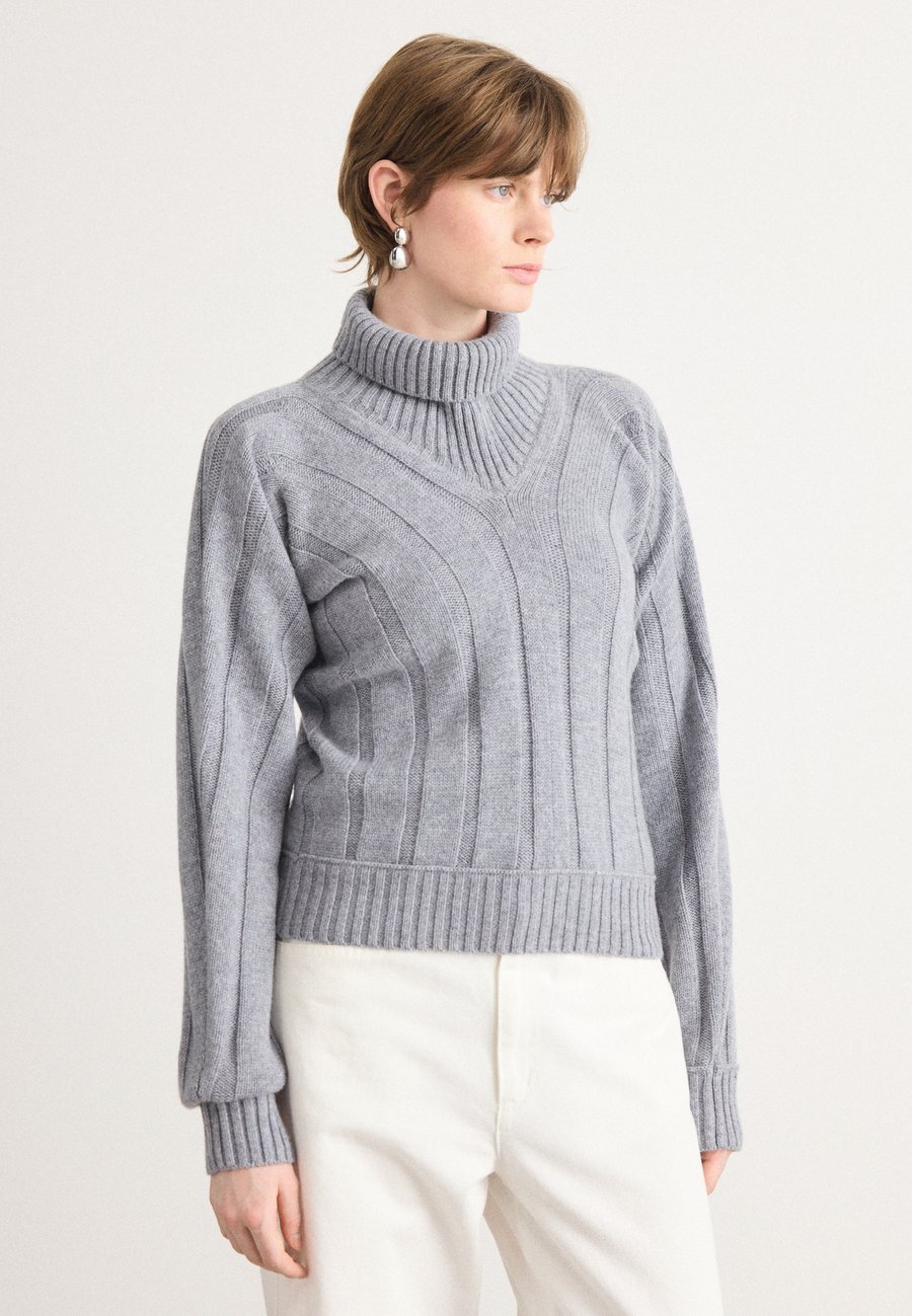 

Джемпер BOSS FISANIARA, Light Pastel Grey/Light Grey