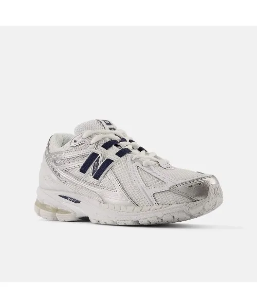 Мужские кроссовки New Balance 1906R с технологией ABZORB серые — фото 2