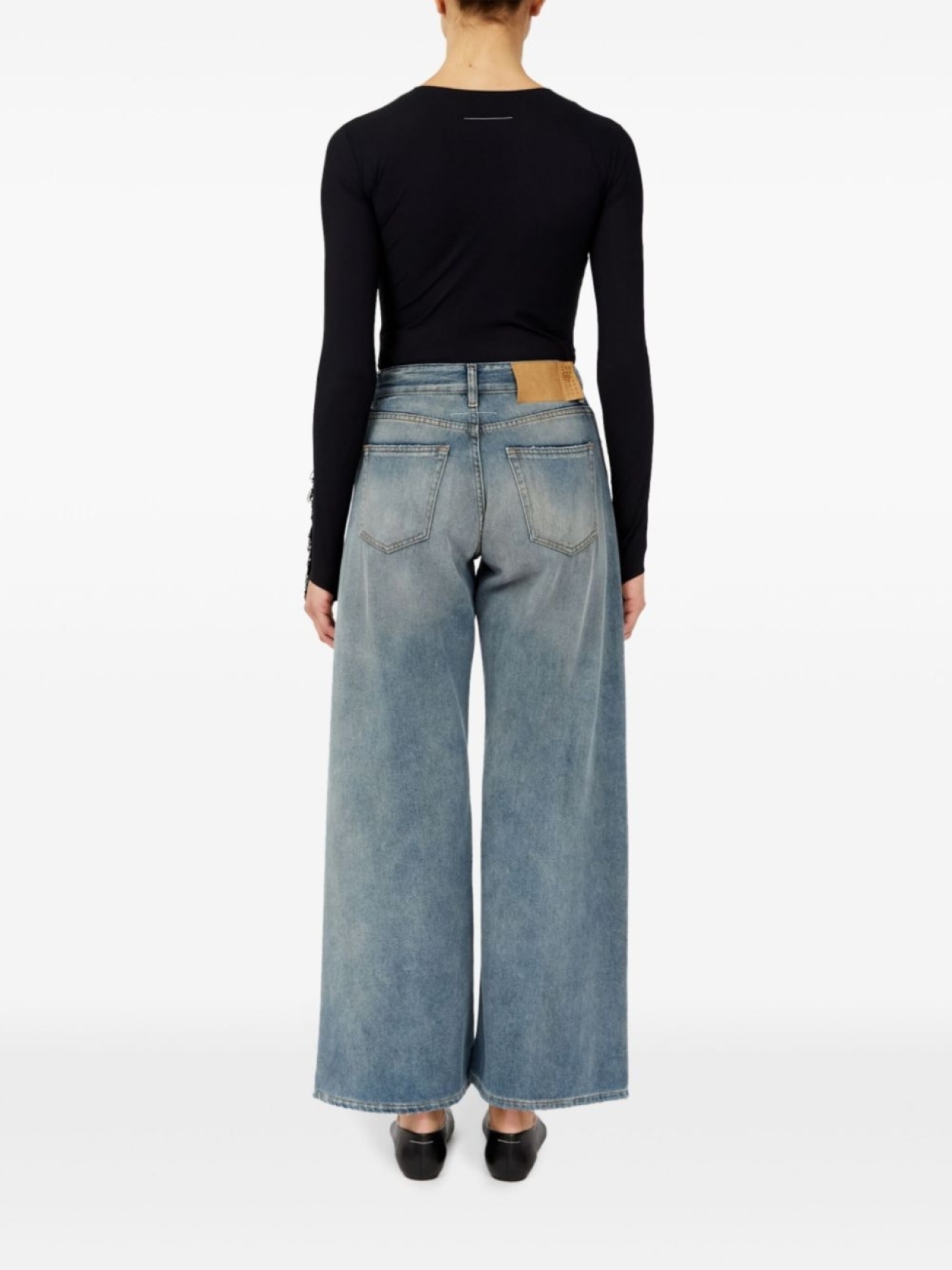 MM6 Maison Margiela широкие джинсы с эффектом потертости, синий — фото 4