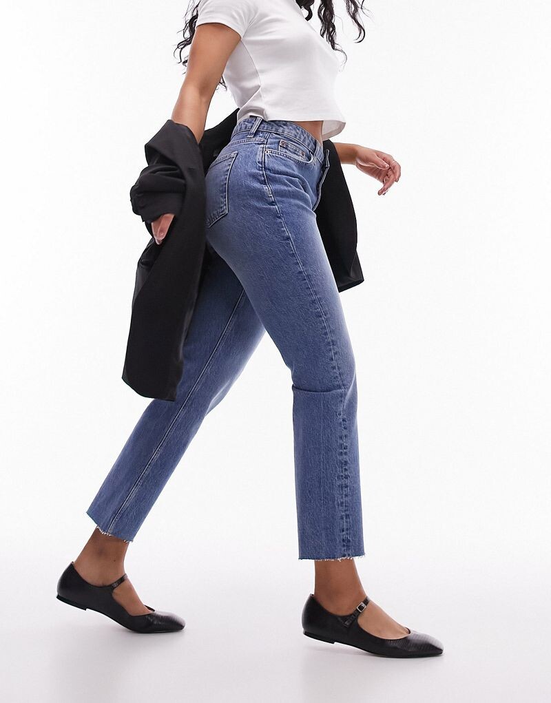 

Укороченные прямые джинсы средней посадки с необработанными краями Topshop