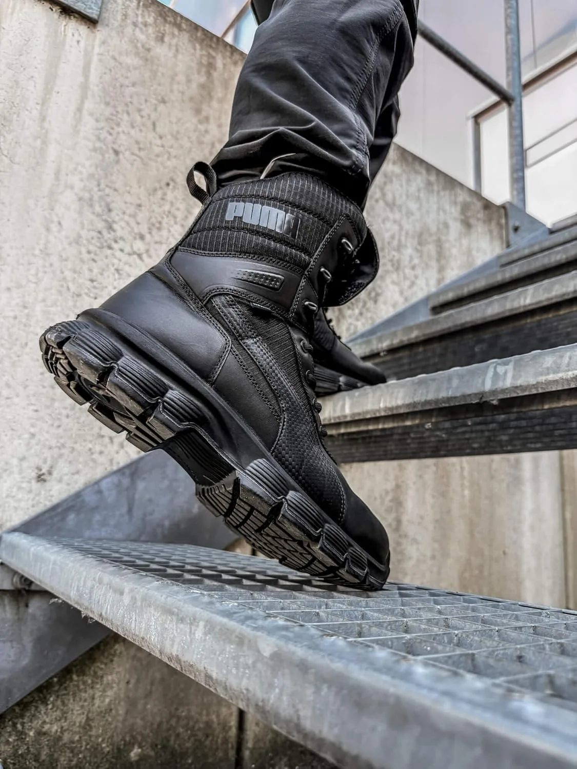 Тактические ботинки PUMA Safety Command RB LR8 для мужчин - высококачественные ботинки с низкой подошвой. Тактические ботинки для использования в боевых условиях и на открытом воздухе, черный — фото 4