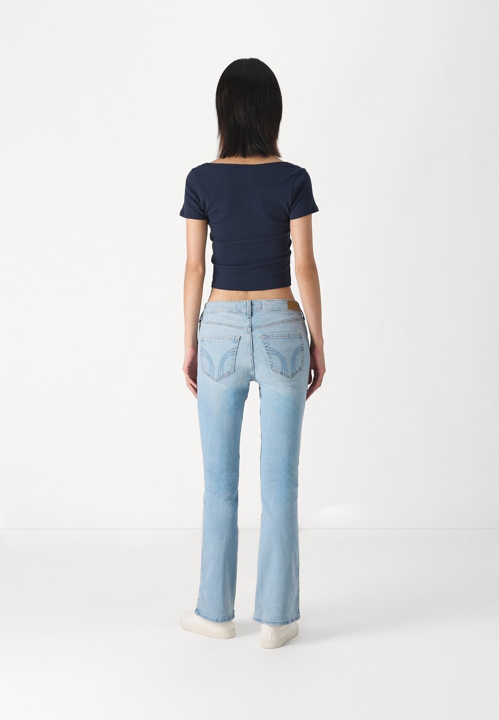 

Джинсы Bootcut WHISKERLESS CURVY Hollister Co., синий деним