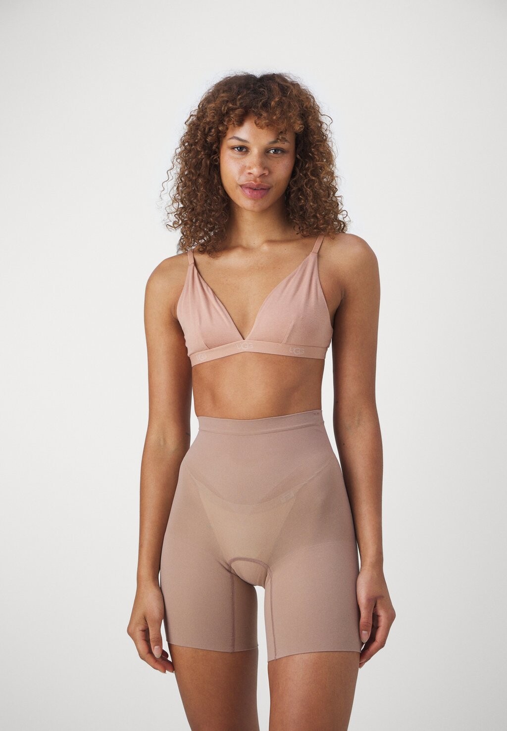 

Трусы Everyday Seamless Shaping Spanx, бежевый