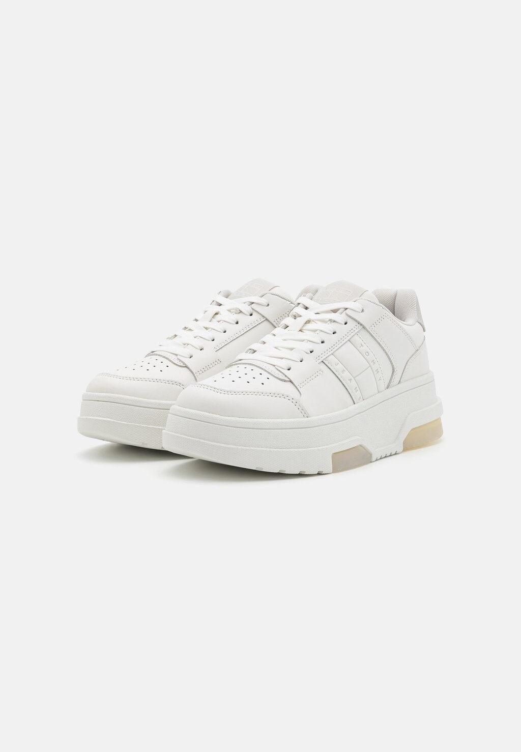 

Кроссовки на шнуровке THE BROOKLYN FLATFORM Tommy Hilfiger, белый