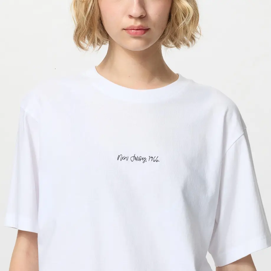 UNIQLO Футболка Walter Chandoha Collaboration Drop Shoulder Sleeve женская белая — фото 4