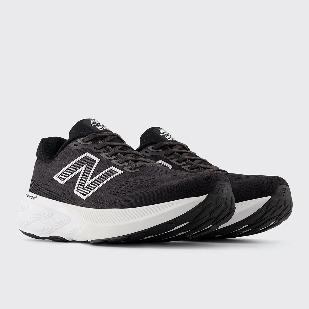 Мужские кроссовки для бега Fresh Foam X 880v15 New Balance, черный — фото 2