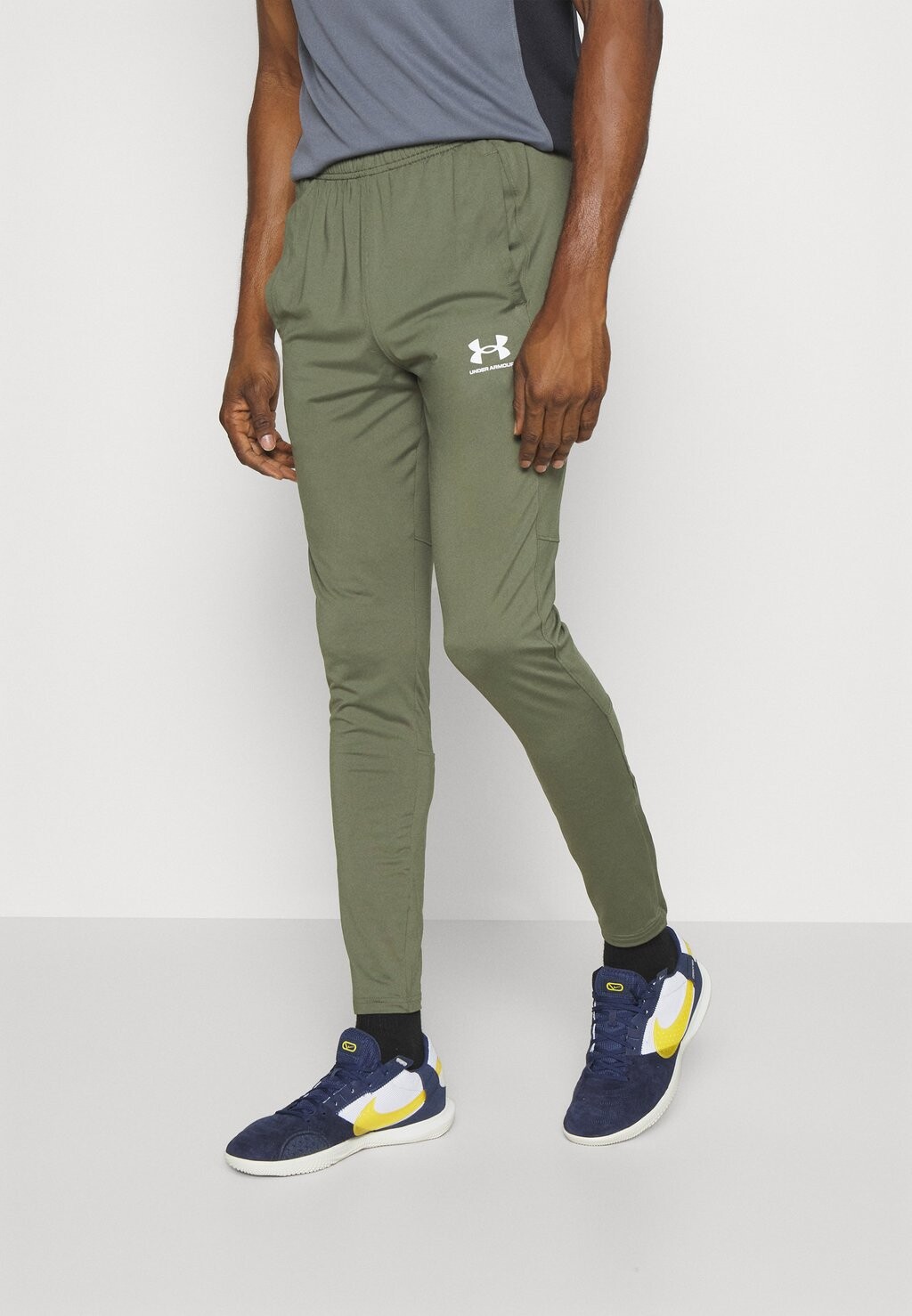 

Спортивные брюки CHALLENGER TRAIN PANT Under Armour, морской зеленый/белый