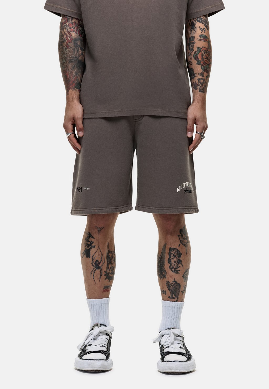 

Шорты ANTTAUP - Tracksuit bottoms Good For Nothing, серо-коричневый