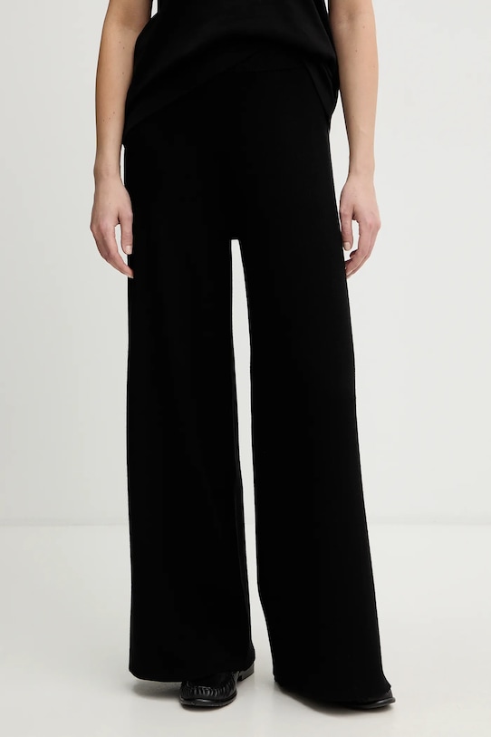 

Спортивные штаны United Colors of Benetton, черный