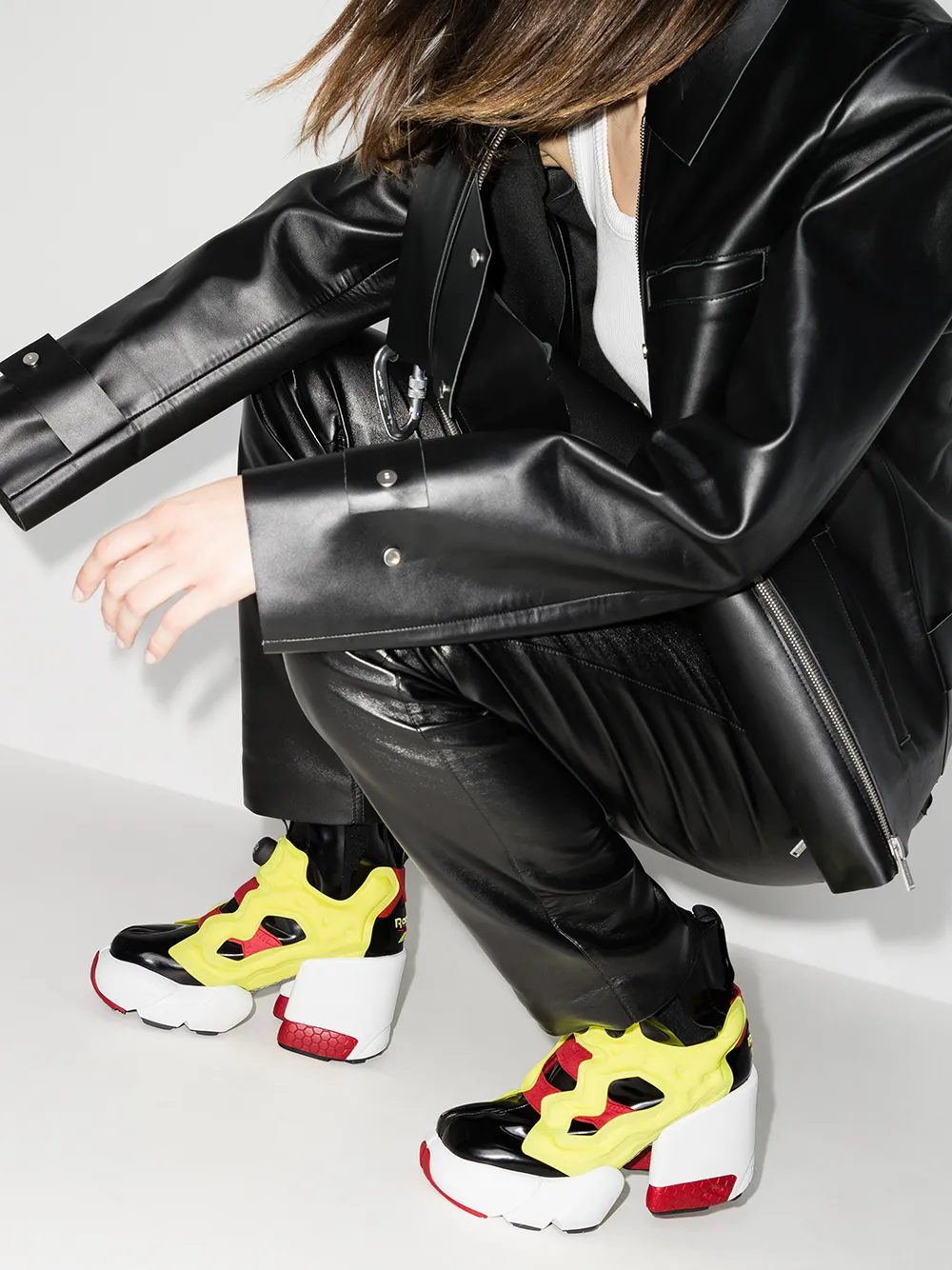 Ботильоны Tabi Instapump Fury Hi из коллаборации с Reebok MAISON MARGIELA, черный — фото 3